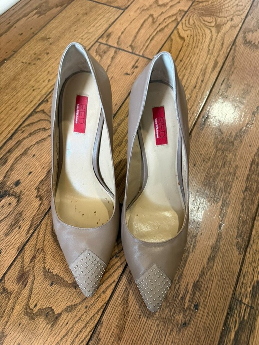 RED Saks Fifth Avenue Nude Pointed Pumps 9.5
